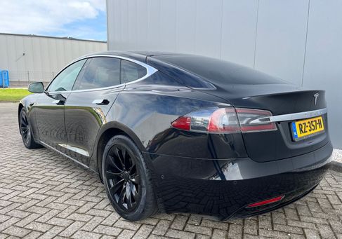 Tesla Model S, 2018