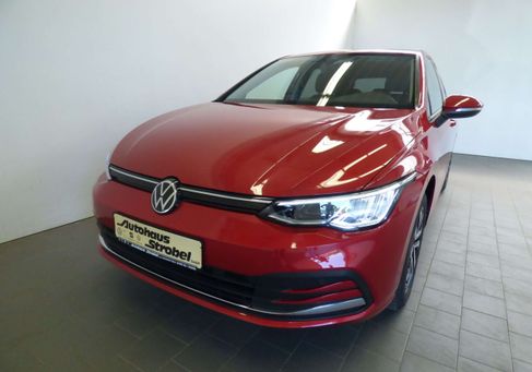 Volkswagen Golf, 2022