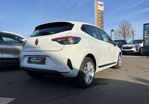 Renault Clio, 2024