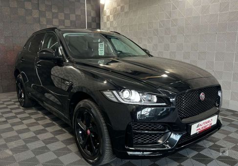 Jaguar F-Pace, 2017