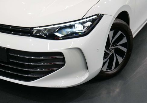 Volkswagen Passat Variant, 2024 2