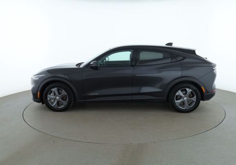 Ford Mustang Mach-E, 2022
