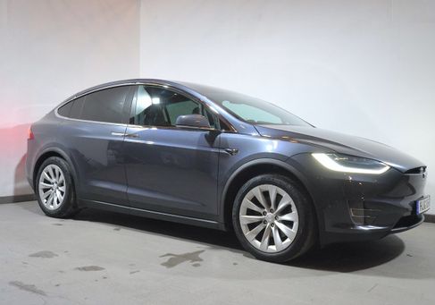 Tesla Model X, 2018