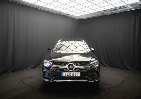 Mercedes-Benz GLC 300, 2022