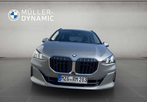 BMW 216, 2025