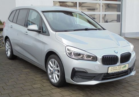 BMW 216, 2020
