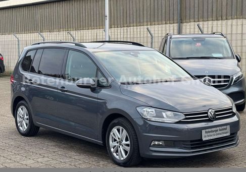 Volkswagen Touran, 2022