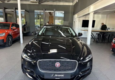 Jaguar XE, 2020