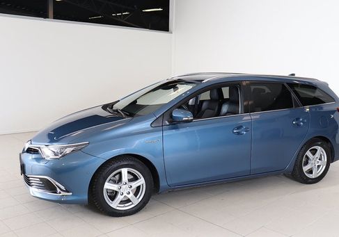 Toyota Auris Touring Sports, 2016