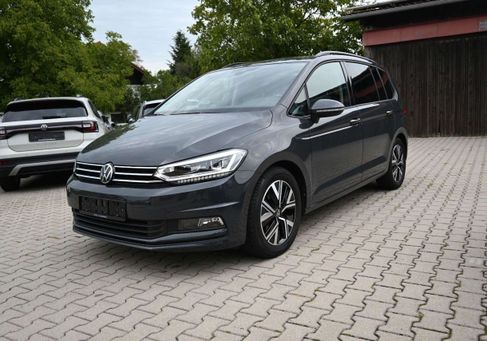 Volkswagen Touran, 2025 3
