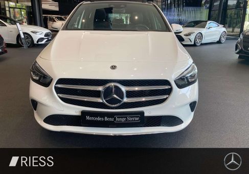 Mercedes-Benz B 200, 2020 3