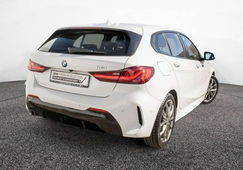 BMW 118, 2024