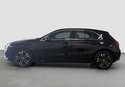 Mercedes-Benz A 180, 2025