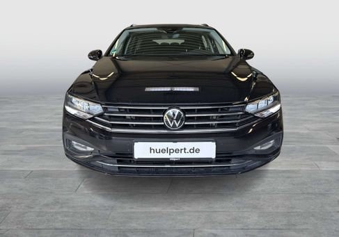 Volkswagen Passat Variant, 2023 3