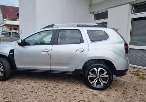 Dacia Duster, 2021 3