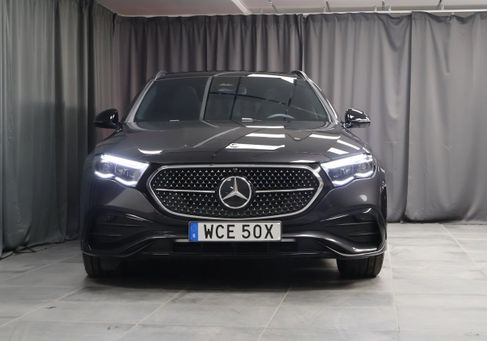 Mercedes-Benz E 300, 2025 3