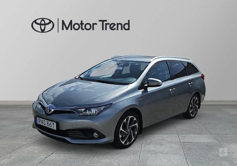 Toyota Auris Touring Sports, 2016