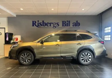 Subaru OUTBACK, 2025