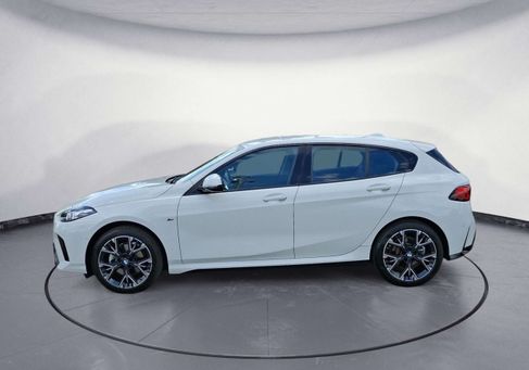 BMW 120, 2025
