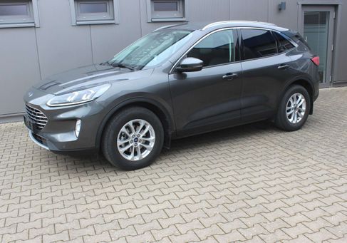 Ford Kuga, 2021