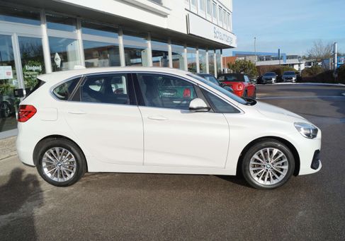 BMW 218, 2019 2