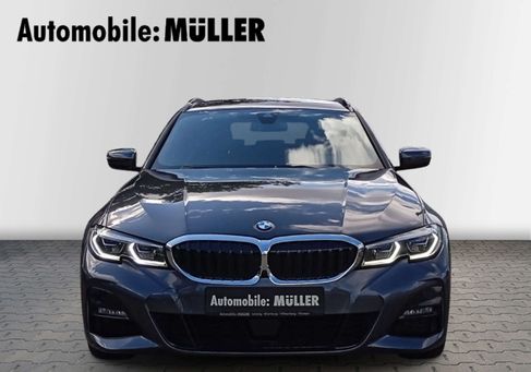 BMW 320, 2021 3