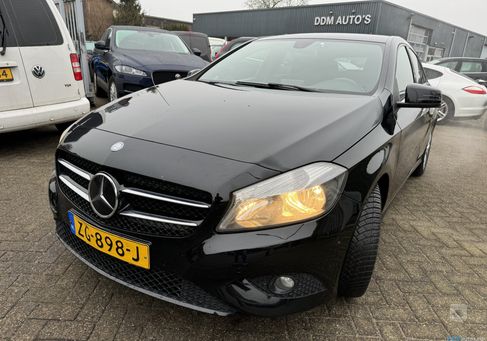 Mercedes-Benz A 180, 2015