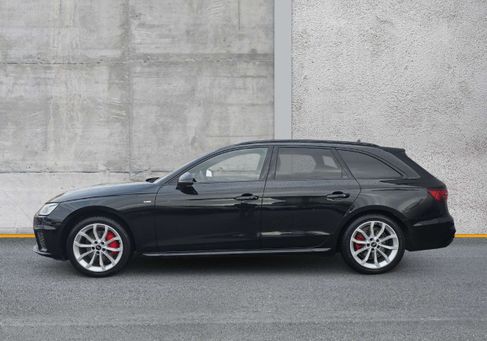 Audi A4, 2022