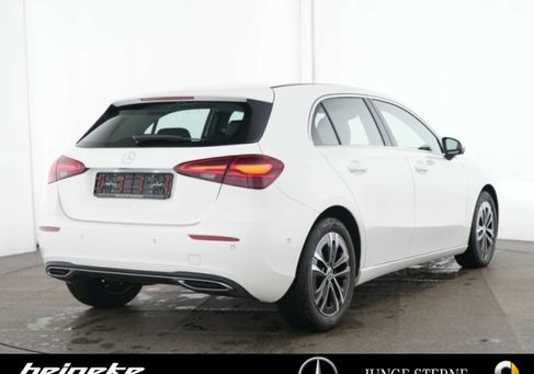 Mercedes-Benz A 200, 2025