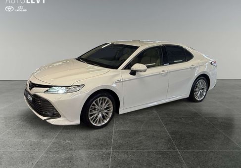 Toyota Camry, 2019