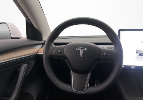 Tesla Model 3, 2022 2