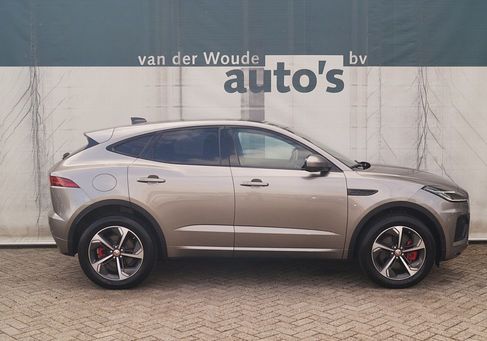 Jaguar E-Pace, 2021 2