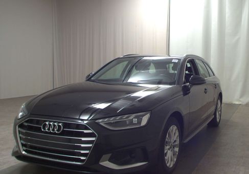 Audi A4, 2022