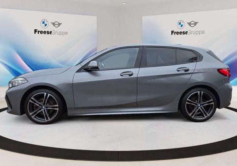 BMW 118, 2024 3