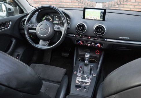 Audi A3, 2015