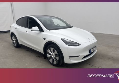 Tesla Model Y, 2023