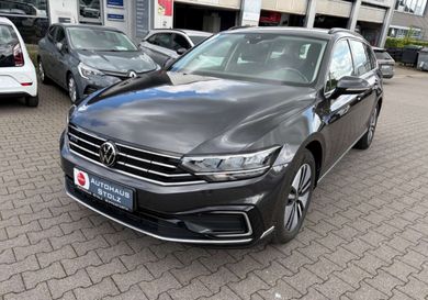 Volkswagen Passat, 2021