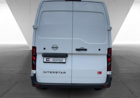 Nissan Interstar, 2025