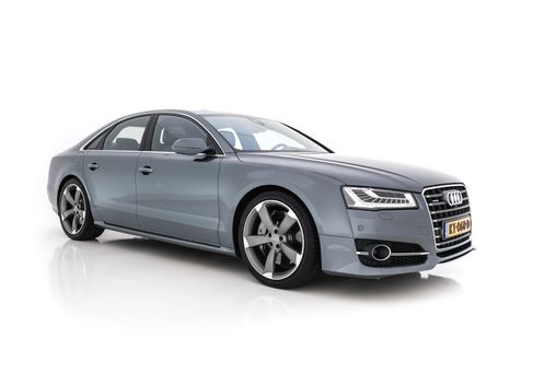 Audi S8, 2015