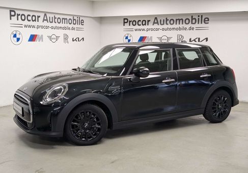 MINI ONE, 2022