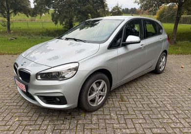 BMW 218, 2017