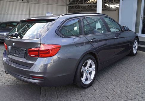 BMW 318, 2019