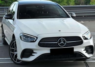 Mercedes-Benz E 300, 2021