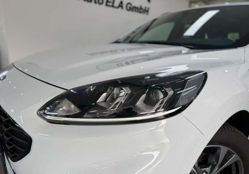 Ford Kuga, 2022