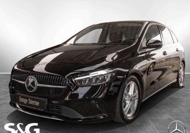Mercedes-Benz B 220, 2023