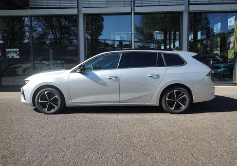 Opel Astra, 2024