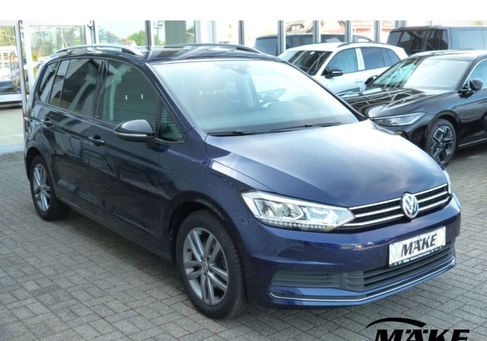 Volkswagen Touran, 2020 3