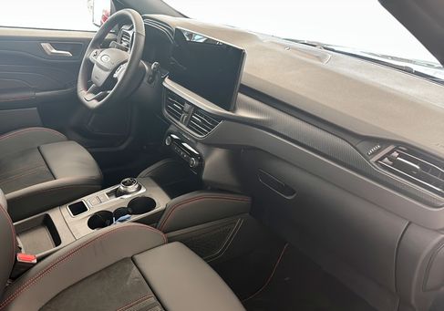 Ford Kuga, 2025