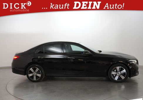 Mercedes-Benz C 300, 2022
