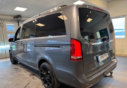 Mercedes-Benz V 300, 2023